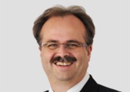 Dipl.-Ing. Hans-Jörg Schweinzer Dipl.-Ing. Hans-Jörg Schweinzer